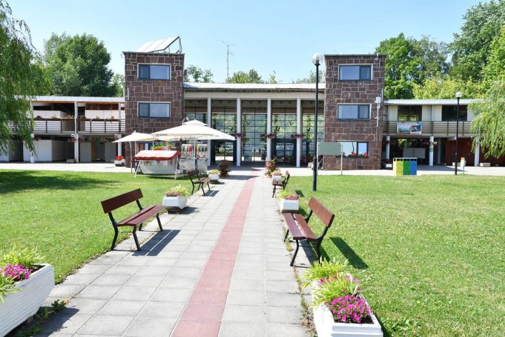 balatonalmadi-strandapartman01